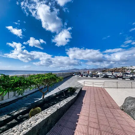 Casa El Varadero Central, Air-con, Sea Views Puerto del Carmen (Lanzarote)